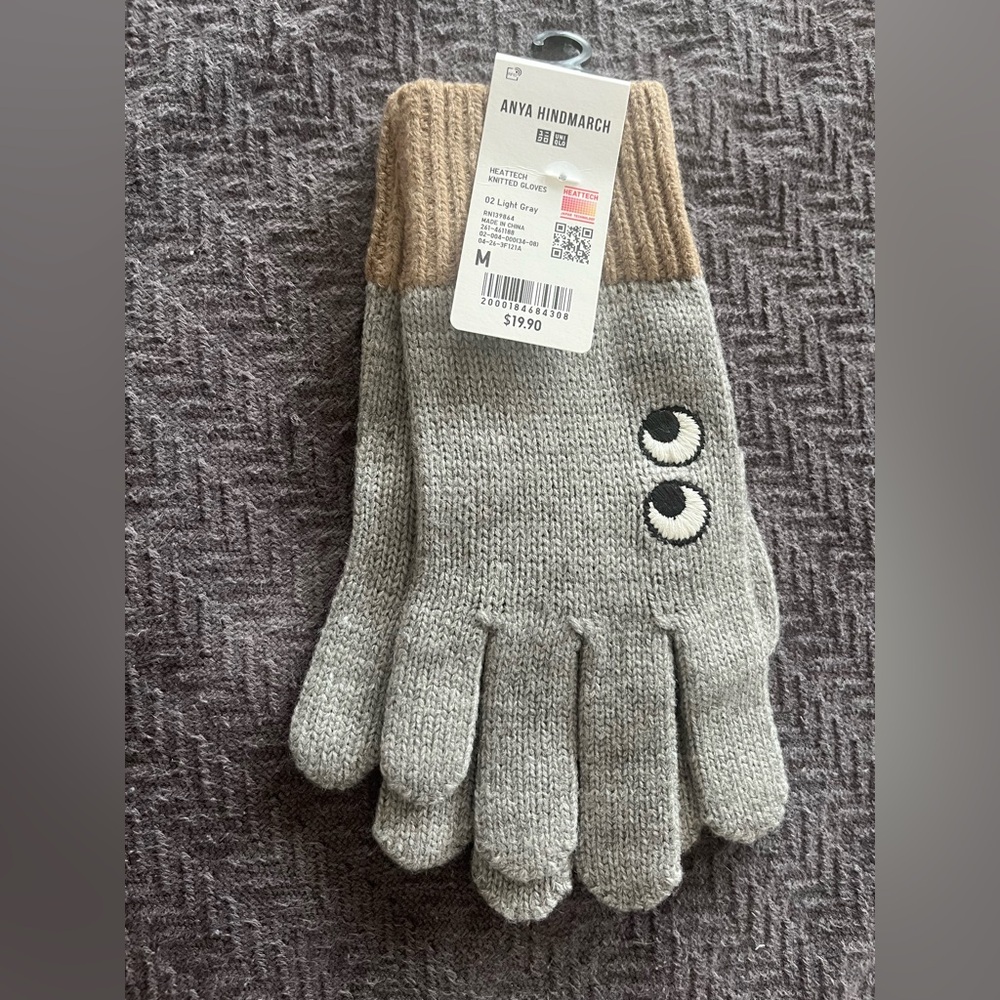 UNIQLO x ANYA HINDMARCH Heattech Knitted Gloves Unisex Size M Gray Colorblock